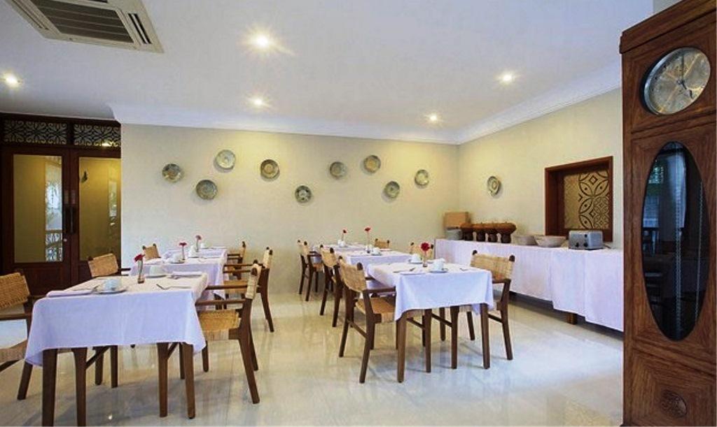 Seminyak Lagoon All Suites Hotel Экстерьер фото