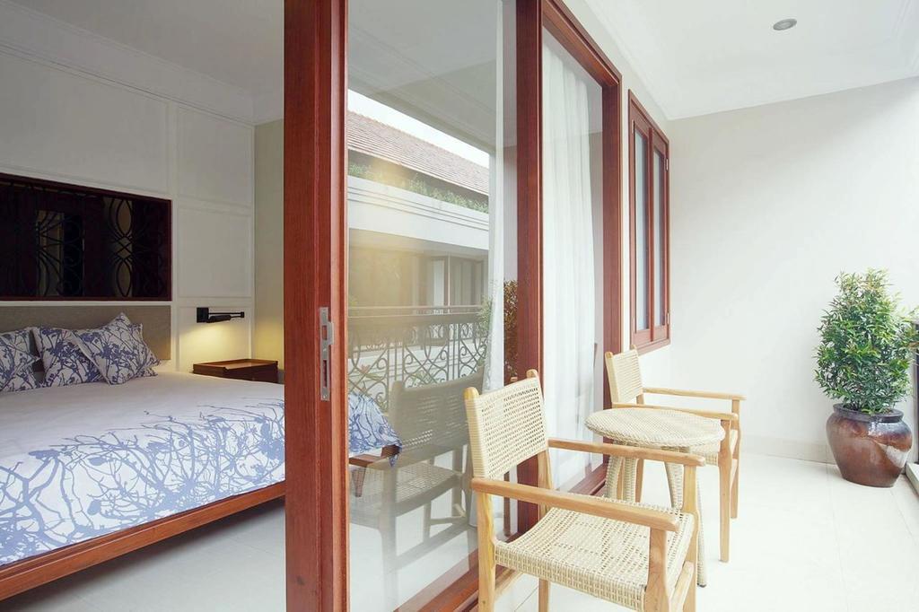 Seminyak Lagoon All Suites Hotel Экстерьер фото